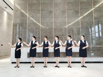 党建引领搭桥梁，贴心服务解难题——青岛城旅物业管理会务服务纪实